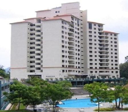 Lumut Valley Condominium Bagian luar foto
