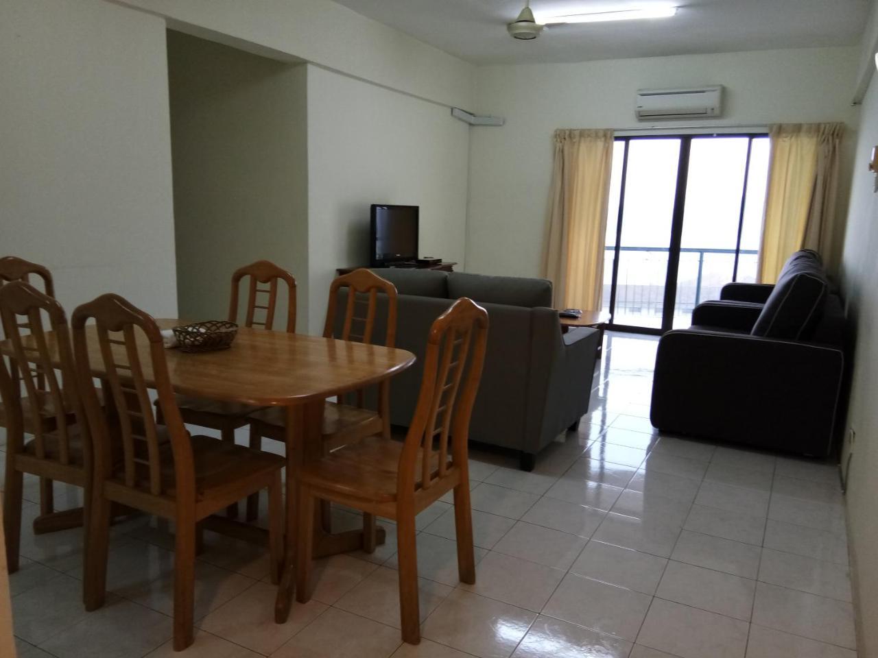 Lumut Valley Condominium Bagian luar foto